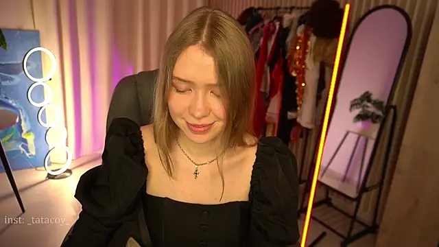 Snapshot of TataCoy chatting on 03.15.25 TataCoy online show from 03.15.25