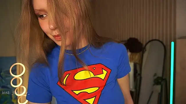 Snapshot of TataCoy chatting on 03.20.25 TataCoy online show from 03.20.25