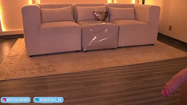 Dakota Lee online show from 02.18.26