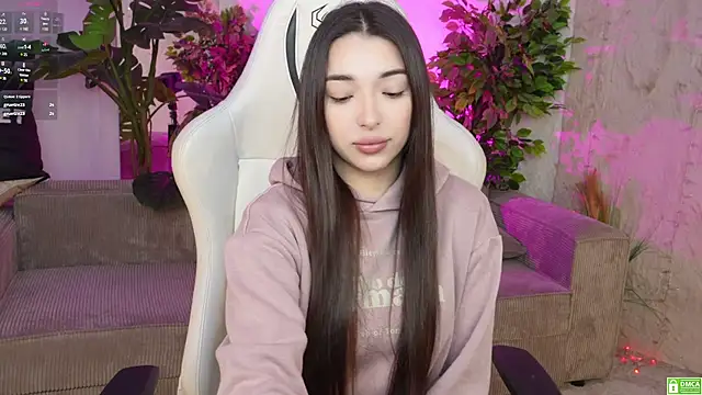 Snapshot of Jasmine_Flow chatting on 01.14.25 Jasmine Flow online show from 01.14.25