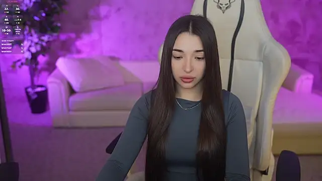 Snapshot of Jasmine_Flow chatting on 03.11.25 Jasmine Flow online show from 03.11.25