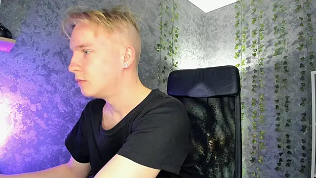 AlexxSweet online show from 12.20.25