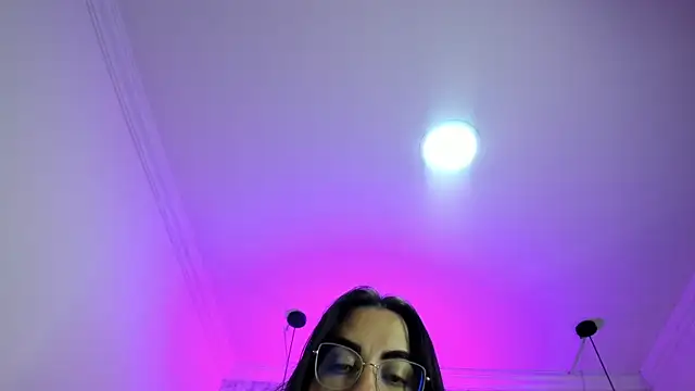 nalalye cruzz  online show from 05.02.26