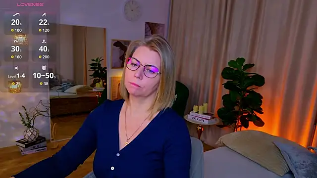 Annie Light online show from 05.16.26