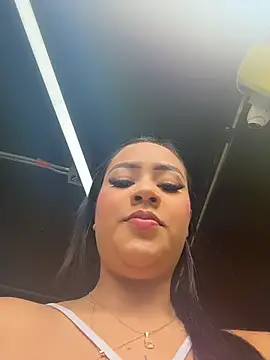 Luisa Fernandaa online show from 02.24.26