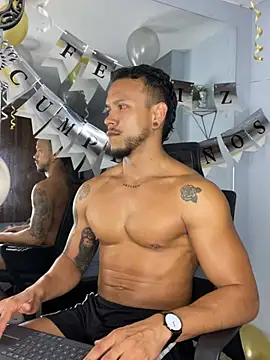 ARON TAYLER01 online show from 02.25.25