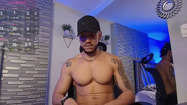 ARON TAYLER01 online show from 08.02.26