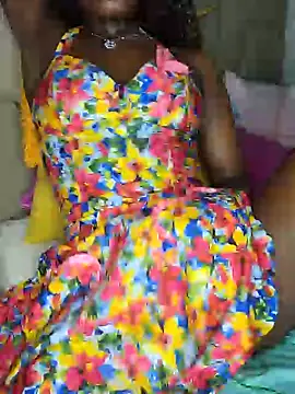 NicRaisaa online show from 02.21.26