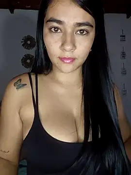 Snapshot of alison_villalobo chatting on 05.06.26 alison villalobo online show from 05.06.26