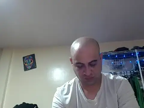 Snapshot of alphaswitchard chatting on 12.24.24 alphaswitchard online show from 12.24.24