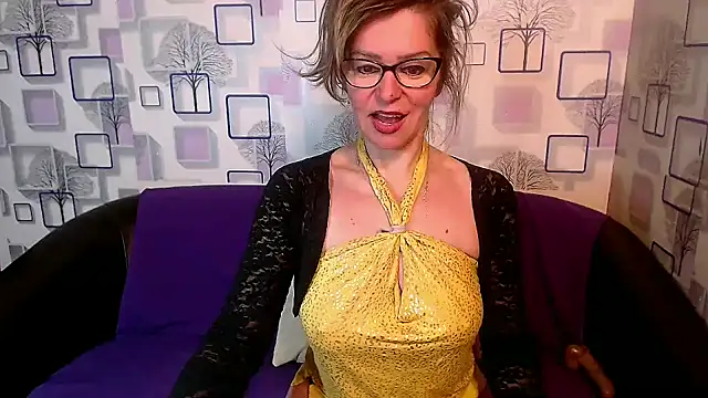 milfsexy online show from 02.08.25