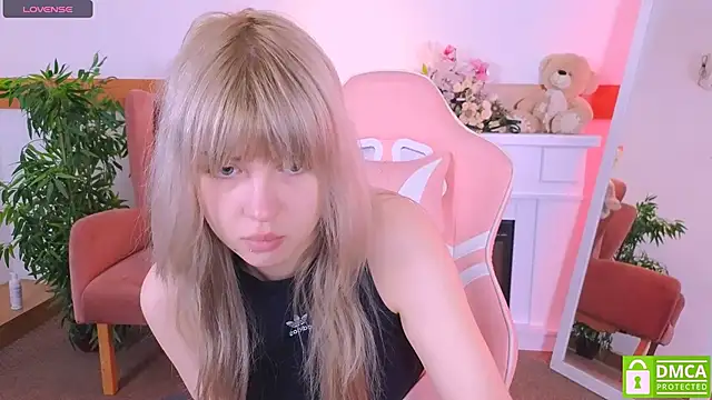 Grace and  Jacob online show from 12.04.25