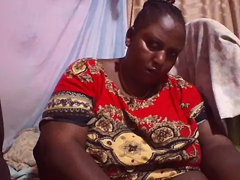 Snapshot of big_clits chatting on 01.08.26 big clits online show from 01.08.26