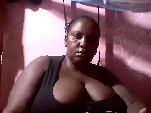 Snapshot of big_clits chatting on 06.30.26 big clits online show from 06.30.26