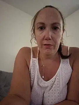 Wisie Cutie online show from 10.12.25