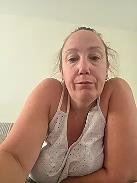 Wisie Cutie online show from 05.10.26