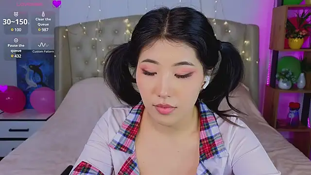 Wendy  Hills online show from 02.01.25