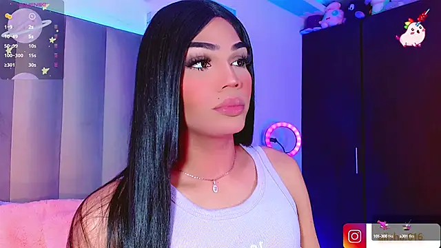 Snapshot of AiishaRose chatting on 02.03.25 AiishaRose online show from 02.03.25