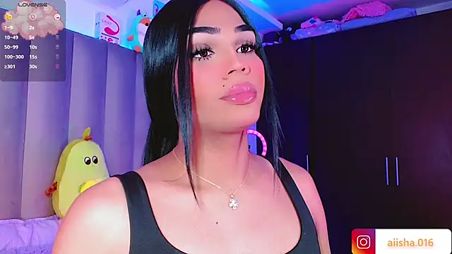 Snapshot of AiishaRose chatting on 03.09.25 AiishaRose online show from 03.09.25