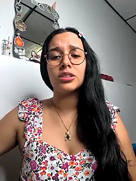 Snapshot of Annya-sweet chatting on 09.11.25 Annya-sweet online show from 09.11.25