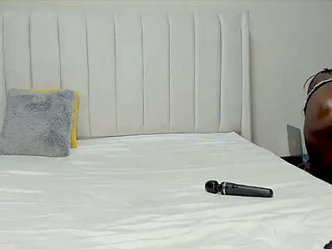  heavenlysent online show from 11.24.25