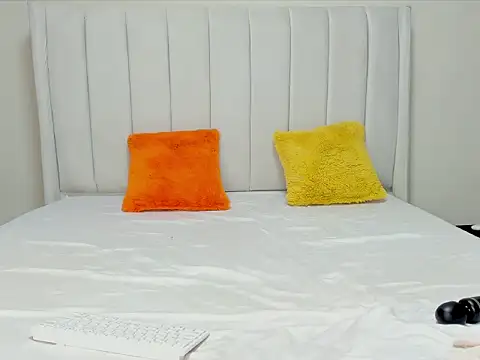  heavenlysent online show from 12.19.25