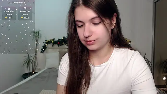 Snapshot of SayMeow_ chatting on 12.20.24 SayMeow online show from 12.20.24