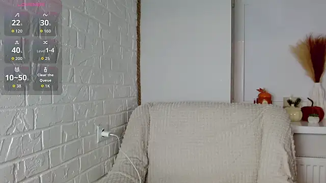 Snapshot of SayMeow_ chatting on 09.25.25 SayMeow online show from 09.25.25