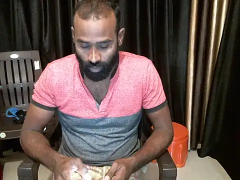 Snapshot of indian2 chatting on 12.13.24 indian2 online show from 12.13.24