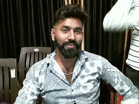 Snapshot of indian2 chatting on 12.17.24 indian2 online show from 12.17.24