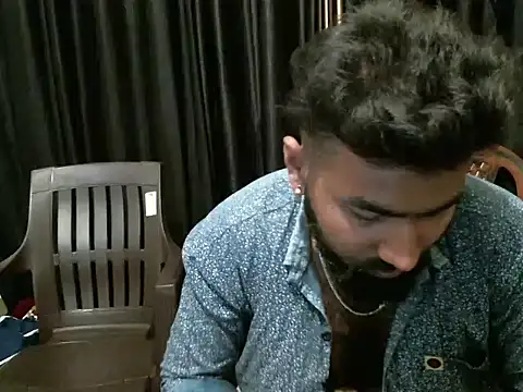 Snapshot of indian2 chatting on 01.09.25 indian2 online show from 01.09.25