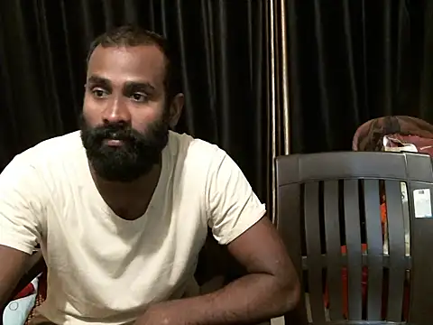 Snapshot of indian2 chatting on 01.09.25 indian2 online show from 01.09.25