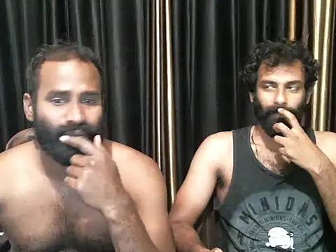 Snapshot of indian2 chatting on 02.23.25 indian2 online show from 02.23.25