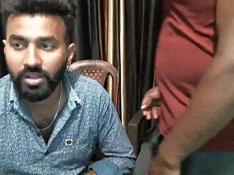 Snapshot of indian2 chatting on 03.04.25 indian2 online show from 03.04.25