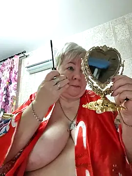 EffectFiona online show from 11.15.25