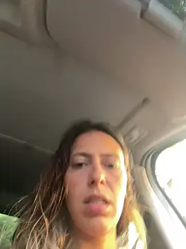 Snapshot of Gipoltergeist chatting on 02.16.26 Gipoltergeist online show from 02.16.26