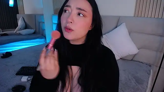 Miss Loise online show from 12.05.25