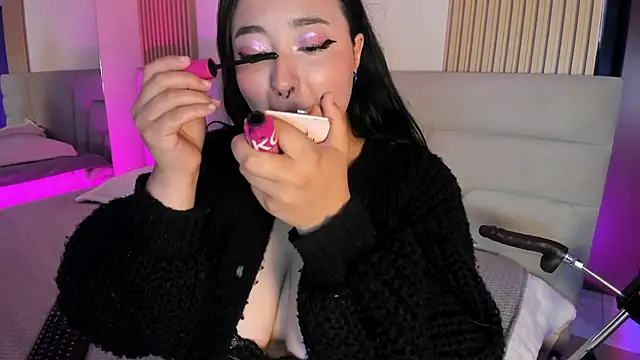 Miss Loise online show from 05.21.26