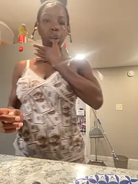 wishwashhy22 online show from 11.18.25