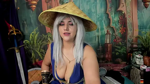 Snapshot of cristina_blu21 chatting on 02.25.26 cristina blu21 online show from 02.25.26