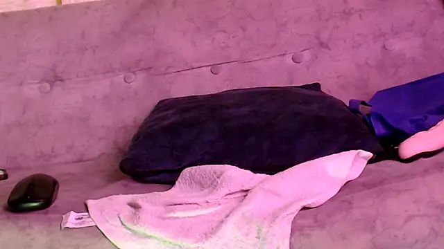 Kenya Agu online show from 03.18.25