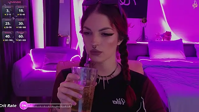 BratzieDarsie online show from 06.22.26