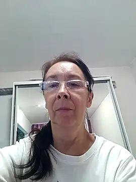 Snapshot of Celine_Faer1 chatting on 07.02.26 Celine Faer1 online show from 07.02.26