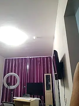 Snapshot of Celine_Faer1 chatting on 07.16.26 Celine Faer1 online show from 07.16.26