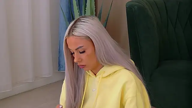 Bailey Rush online show from 12.03.25