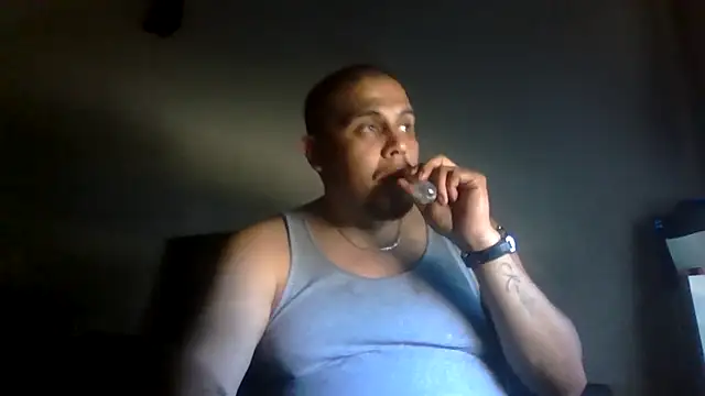 Snapshot of Stomps33 chatting on 03.19.26 Stomps33 online show from 03.19.26