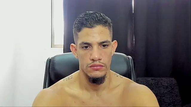 jhonnysnow17 online show from 04.29.26