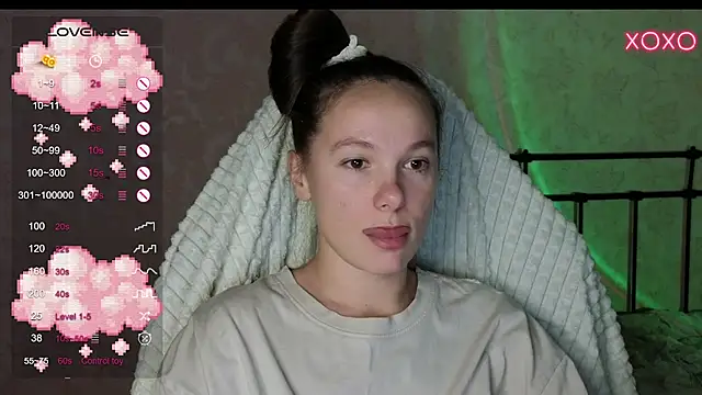 lil luna x online show from 12.12.24