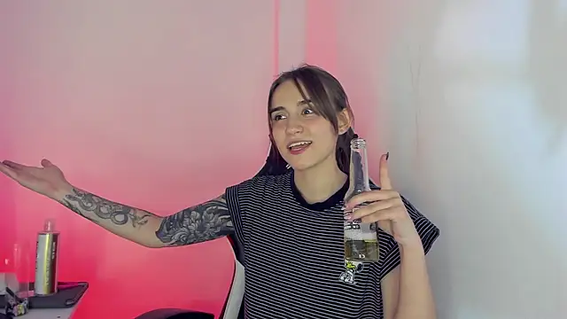  alicerosse2 online show from 03.05.25