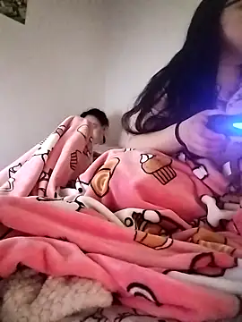 Snapshot of LiverandBrat77 chatting on 01.06.26 LiverandBrat77 online show from 01.06.26